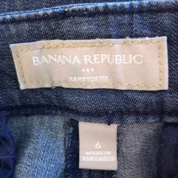 Banana Republic Hampton Fit Preppy Dark Wash Denim Flat Front Shorts - Picture 4 of 4